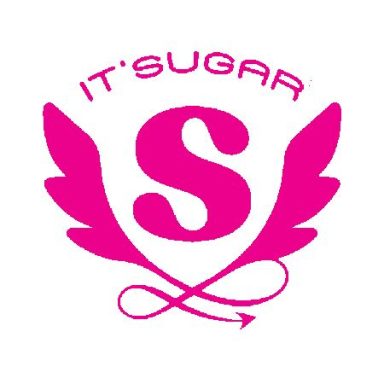 Logo for IT'SUGAR featuring a pink "S" surrounded by wings and a ribbon.